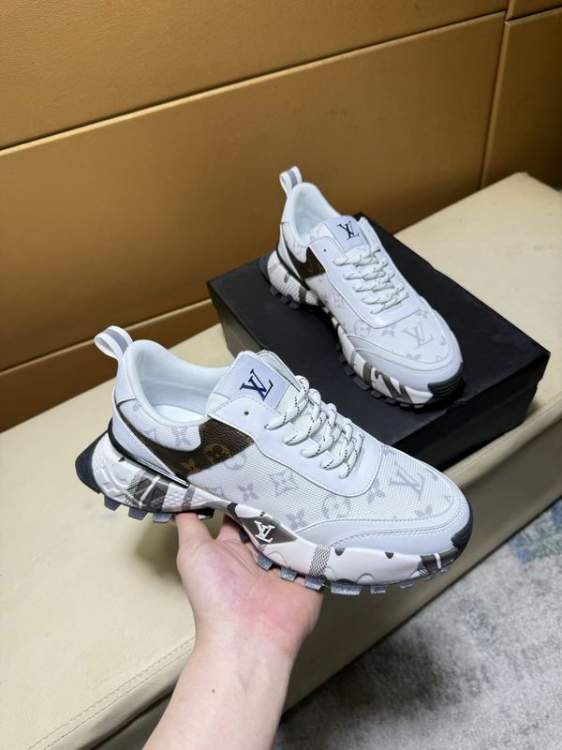 Picture of Louis Vuitton Shoes _SKULVsz38-44hnx064116730